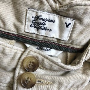 American Eagle tan khaki pants size4long boot cut